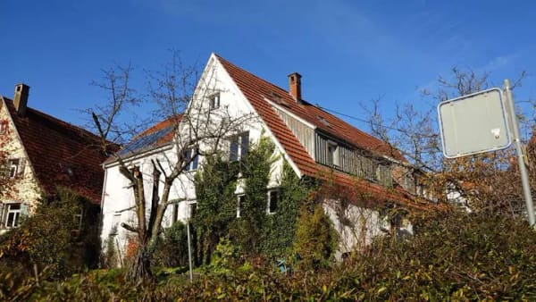 Immobilie in Gomaringen - Großes saniertes Bauernhaus mit Grundstück in Gomaringen - Bild 0