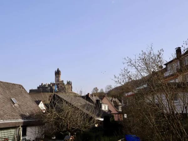 Immobilie in Cochem - Charmanter Bungalow mit Burgblick in gefragter Wohnlage von Cochem - Bild 1