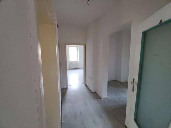 Immobilie in Schalksmühle - Freistehendes 3-Familienhaus in Schalksmühle-Dahlerbrück - Bild 1