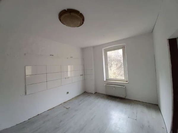 Immobilie in Schalksmühle - Freistehendes 3-Familienhaus in Schalksmühle-Dahlerbrück - Bild 3