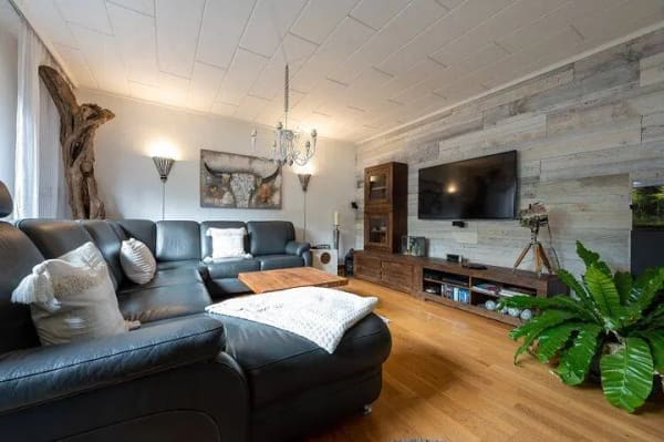 Immobilie in Friedrichsdorf - Raumriese mit japanischem Garten - Einfamilienhaus mit viel Charme in Friedrichsdorf - Bild 4