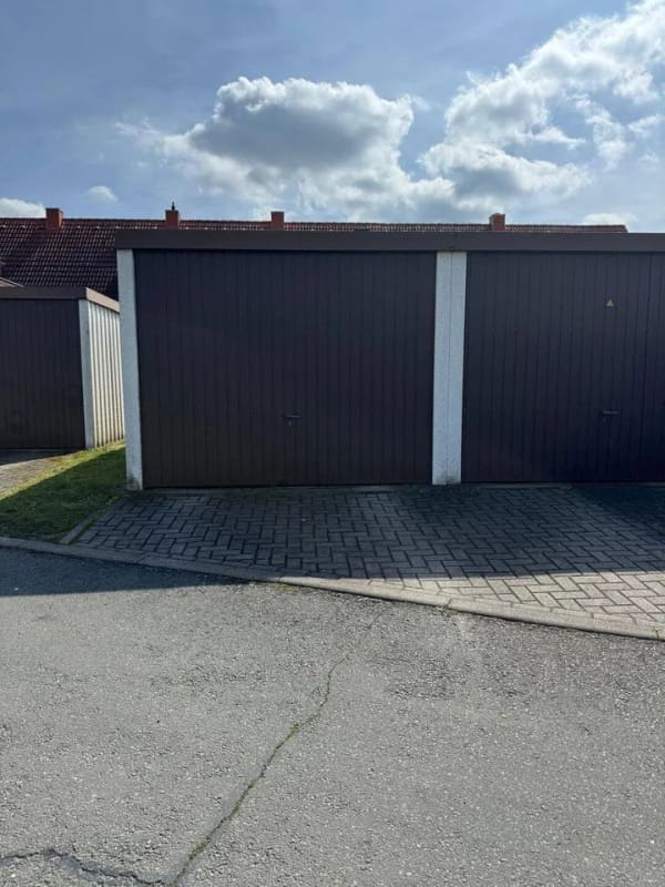Immobilie in Unterwellenborn - Kleines Reihenhaus in schöner Wohnlage in Unterwellenborn, Vogelschutz. Komplexsanierung (Rohbaustandart) - für Handwerker - ! - Bild 3