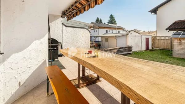 Immobilie in Kolbermoor - Familienglück auf 170 m² - Gepflegtes Reihenhaus mit Gartenidylle, 2 Bädern und tollem Grundriss - Bild 1