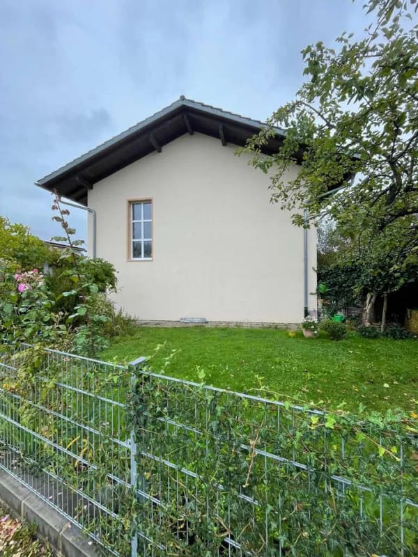 Immobilie in Winhöring - Neuwertig saniertes 2-Familien-Haus zu verkaufen mit Wärmepumpe und großem Grundstück - Bild 3