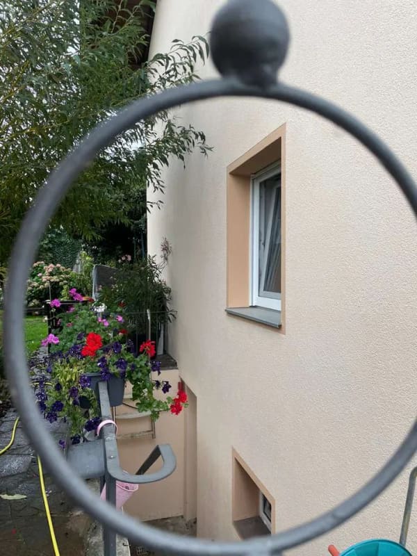 Immobilie in Winhöring - Neuwertig saniertes 2-Familien-Haus zu verkaufen mit Wärmepumpe und großem Grundstück - Bild 4