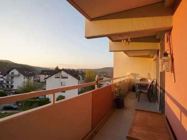 Immobilie in Rielasingen-Worblingen - *** Wohnen mit Weitblick - Gepflegte 2-Zimmer-Wohnung mit Aufzug in Rielasingen! *** - Bild 3