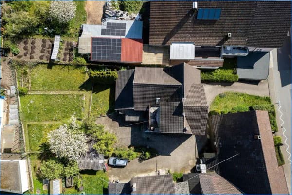 Immobilie in Steißlingen - Steisslingen: Einfamilienhaus m. schönem, großem Bau-Grundstück (knapp 1000 qm) u. viel Nutzfläche! - Bild 2