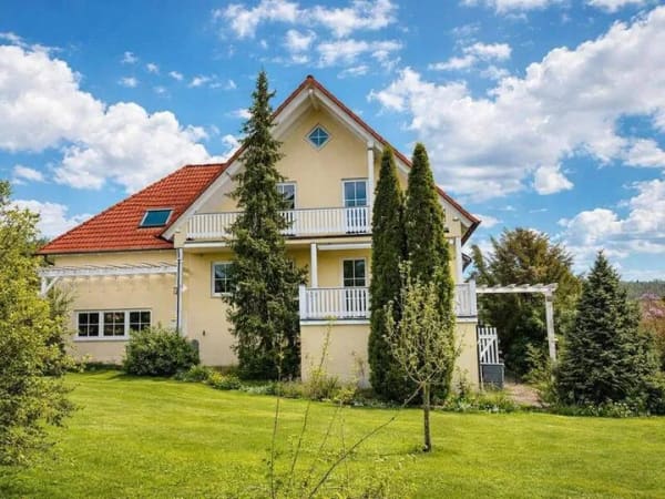 Immobilie in Hainsfarth - Familientraum - Stilvolles Einfamilienhaus mit Weitblick - Bild 0