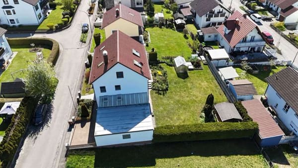 Immobilie in Wehringen - Großzügiges Einfamilienhaus mit Einliegerwohnung und viel Platz mit Alpenblick - Bild 4