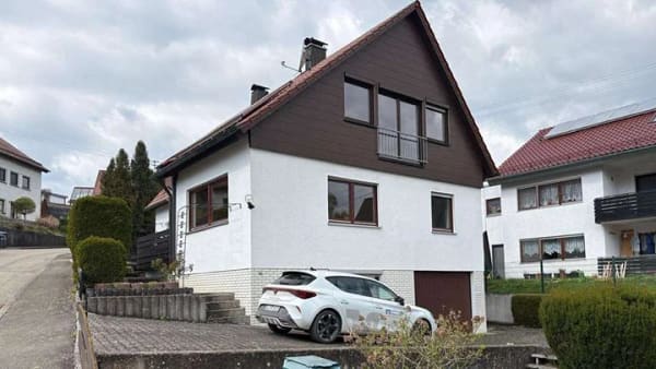 Immobilie in Giengen an der Brenz - Gepflegtes Zweifamilienhaus in Hürben - Bild 2