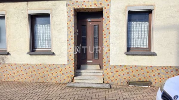 Immobilie in Spiesen-Elversberg - Freistehendes Einfamilienhaus mit Einliegerwohnung und zusätzlichem großem Baugrundstück in Spiesen - Bild 3
