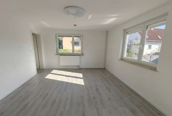 Immobilie in Plüderhausen - Raumwunder mit Charme: Viel Platz für Familie und Hobbys - Bild 2