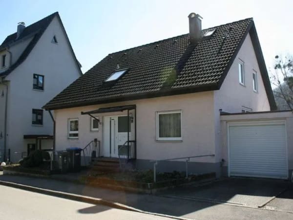 Immobilie in Kuchen - Ein Haus für alle Fälle! - Bild 1