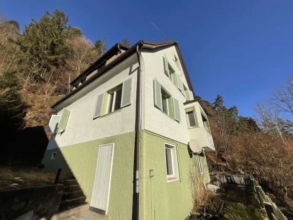 Immobilie in Triberg im Schwarzwald - Raum für Ihre Ideen – Zweifamilienhaus in zentraler Lage mit direkter Nähe zum Waldrand! - Bild 1