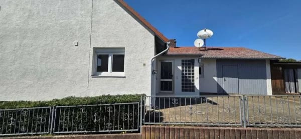 Immobilie in Echzell - Ohne Maklerprovision: DHH mit neuer Fassade & neuen Fenstern & Eletroheizung von privat zu verkaufen - Bild 4