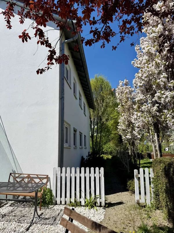 Immobilie in Waldburg - Wunderschönes Mehrfamilienhaus in Waldburg direkt unterhalb der historischen Burg (Wohnrecht im EG) - Bild 3