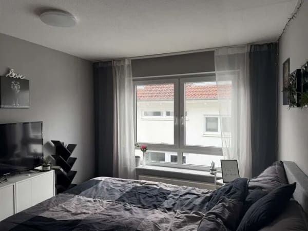 Immobilie in Walddorfhäslach - Helle und geräumige 2-Zimmer-Wohnung mit Balkon und Stellplatz im Freien zu verkaufen! - Bild 3