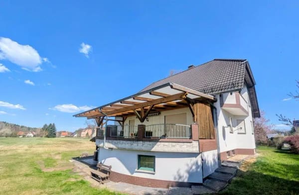 Immobilie in Bad Muskau - Mužakow - Gute Aussichten für Ihr künftiges Wohnen! Großes Wohnhaus in ruhiger Lage von Bad Muskau/Köbeln - Bild 2