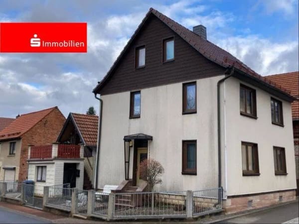 Immobilie in Floh-Seligenthal - Ein- bis Zweifamilienhaus in zentraler Ortslage von Floh-Seligenthal - Bild 0
