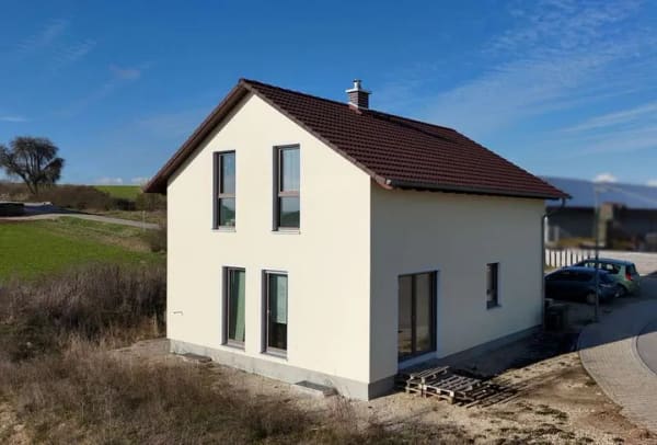 Immobilie in Schmidmühlen - Attraktives Einfamilienhaus mit großem Garten in Schmidmühlen - Bild 0
