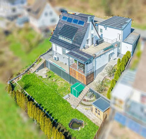 Immobilie in Fellen - A+ Effizienzhaus für Wohnen und Arbeit in Fellen/Spessart z.vk., inkl. beheiztem Nebengebäude - Bild 1