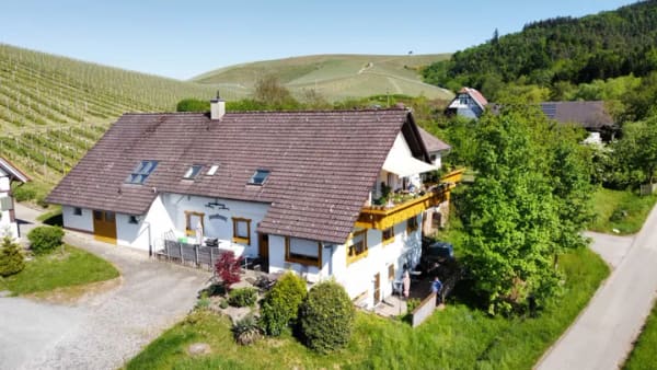 Immobilie in Durbach - Mehrfamilienhaus mit 6 Wohneinheiten in Top Lage - Bild 0
