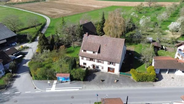 Immobilie in Engen - Hier wächst nicht nur Gras - hier wachsen Ihre Träume - Bild 1