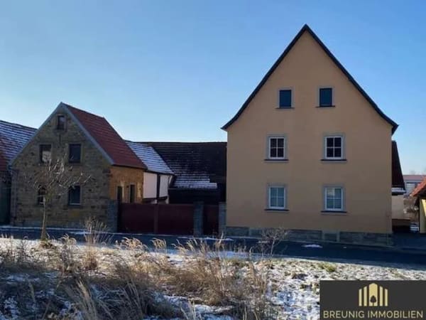 Immobilie in Oberschwarzach - Wohnhaus mit Scheune und Photovoltaikanlage in Oberschwarzach - Bild 0