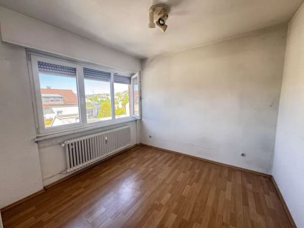 Immobilie in Korntal-Münchingen - Nicht verpassen! Anlage oder Selbstnutzung - 2-Zimmer-Wohnung mit Potenzial - Bild 3