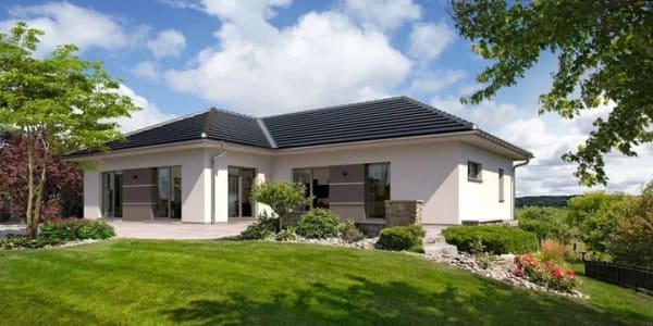 Immobilie in Weisenbach - Bungalow Lifetime 7 - Raumwunder mit durchdachtem Wohnkonzept und allkauf Qualität - Bild 0