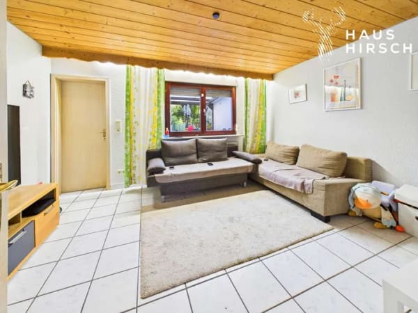 Immobilie in Karlsbad - Charmantes Reihenhaus mit Terrasse, Garage und viel Platz für die Familie - Bild 1
