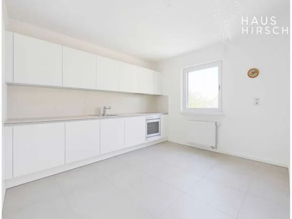 Immobilie in Karlsbad - Charmantes Reihenhaus mit Terrasse, Garage und viel Platz für die Familie - Bild 2