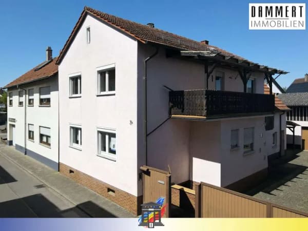Immobilie in Kronau - Einfamilienhaus mit großem Grundstück und Ausbaupotential - Bild 0