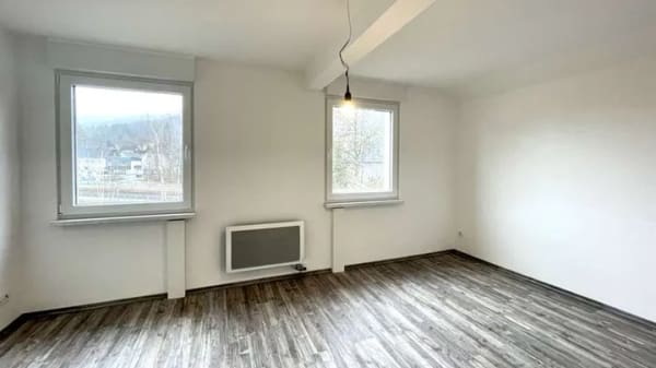 Immobilie in Kirchhundem - Zweifamilienhaus modern ausgebaut - Bild 4