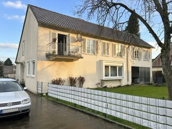 Immobilie in Bitburg - Zweifamilien-Wohnhaus in der Clara-Simon-Gartensiedlung / zentrale und ruhige Lage - Bild 0