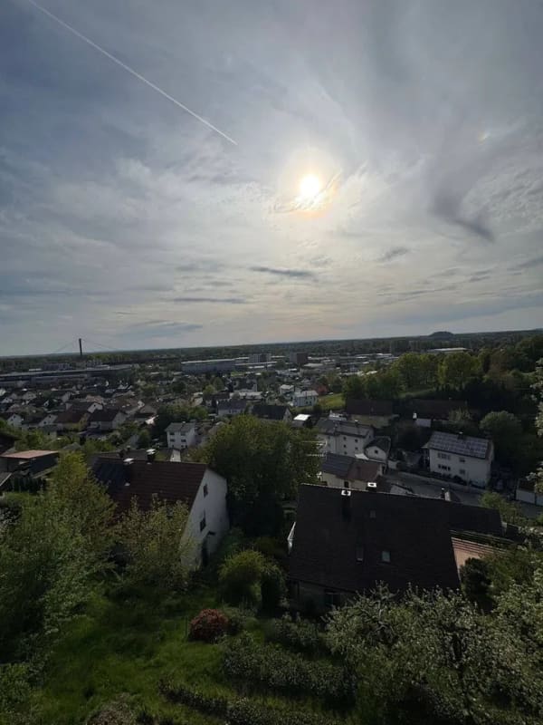Immobilie in Deggendorf - Attraktive Wohnung mit unverbaubarem Ausblick Richtung Isarmündung - Bild 0
