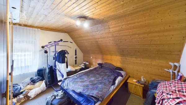 Immobilie in Pellingen - PREISREDUZIERUNG | EFH Pellingen | Massivbau | 121 m² Wohnfläche | 850 m² Grundstück | 4 Zimmer - Bild 2