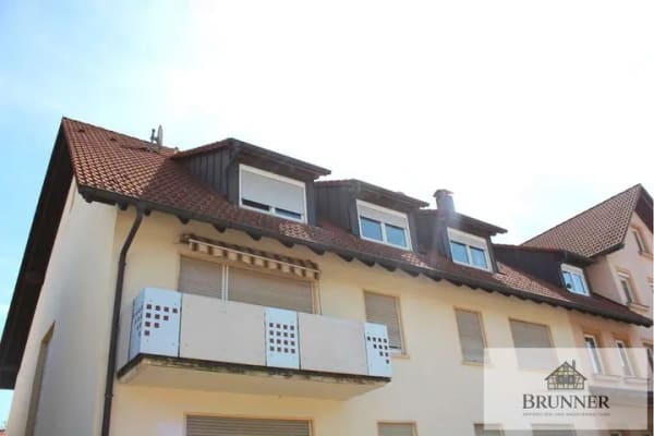 Immobilie in Bad Wurzach - Charmante 5-Zimmer-Dachgeschosswohnung in 88410 Bad Wurzach - Bild 1
