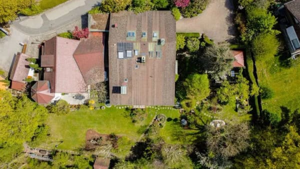Immobilie in Emskirchen - Repräsentative Unternehmervilla in bester Wohnlage, ca. 1.670 m² Grund, ca. 282 m² Wohnfläche ! - Bild 4