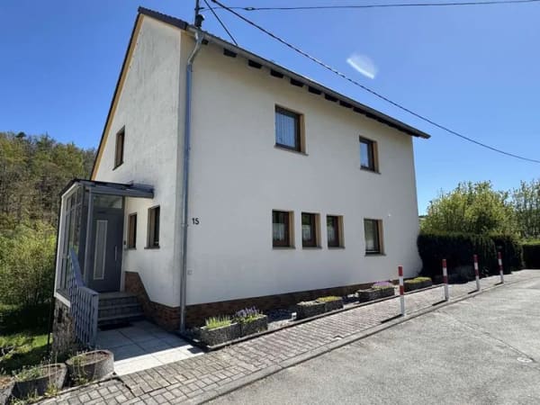 Immobilie in Schlangenbad - BEZAHLBARES, MASSIV ERBAUTES EINFAMILIENHAUS IN SCHLANGENBAD-OBERGLADBACH! - Bild 0