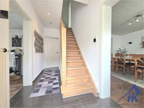 Immobilie in Hütschenhausen - IK | Spesbach: Gemütliches, gepflegtes Haus mit Garage in guter Lage - Bild 4