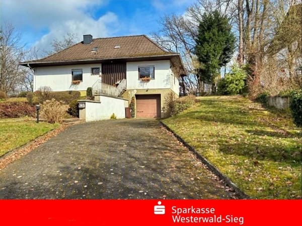 Immobilie in Betzdorf - Preisreduzierung - Freistehendes Einfamilienhaus mit großem Grundstück in ruhiger Wohnlage - Bild 0