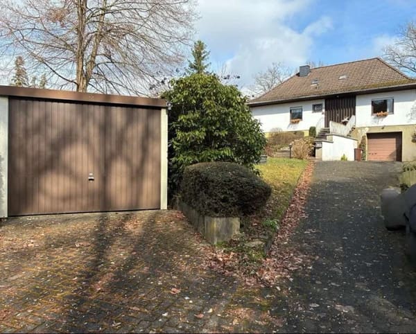 Immobilie in Betzdorf - Preisreduzierung - Freistehendes Einfamilienhaus mit großem Grundstück in ruhiger Wohnlage - Bild 2