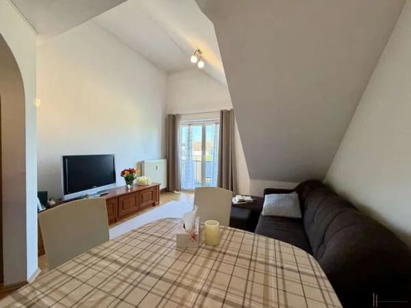 Immobilie in Wörrstadt - HEMING-IMMOBILIEN -  Attraktive 2-ZKB mit Balkon & Stellplatz – ruhige Lage nah am Bahnhof Wörrstadt - Bild 3