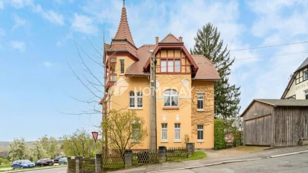 Immobilie in Tharandt - Jugendstil-Villa mit Turm, Garten und drei Einheiten - Bild 0