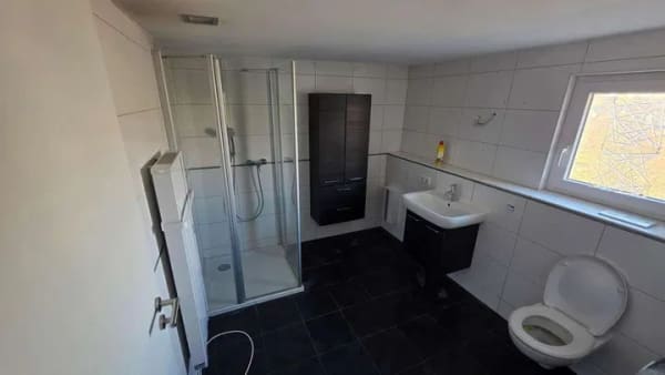 Immobilie in Rechberghausen - Großzügiges Wohn- und Geschäftshaus mit vielfältigen Aus- und Anbaumöglichkeiten - Bild 3