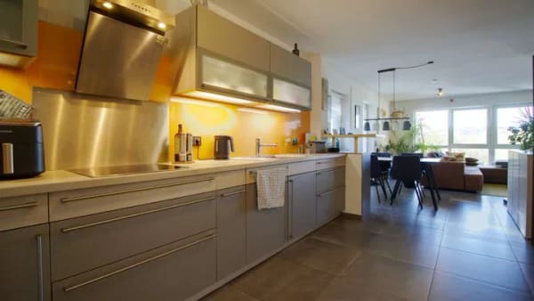 Immobilie in Wenzenbach - Helle Maisonette-Wohnung mit Panoramablick - Bild 3