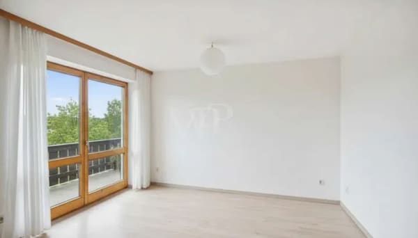 Immobilie in Diedorf - Helle 2-Zimmer-Wohnung mit Balkon - Bild 1