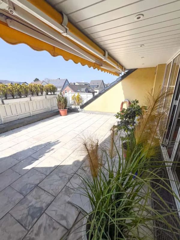 Immobilie in Pulheim - Einzigartiges Penthouse in ruhiger Wohnlage - Bild 2