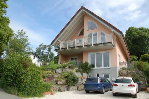 Immobilie in Halver - Zweifamilienhaus mit besonderem Wohnkomfort in attraktiver Lage von Halver zum FP! - Bild 0